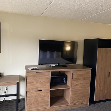 Americinn By Wyndham Greenville Ngoại thất bức ảnh